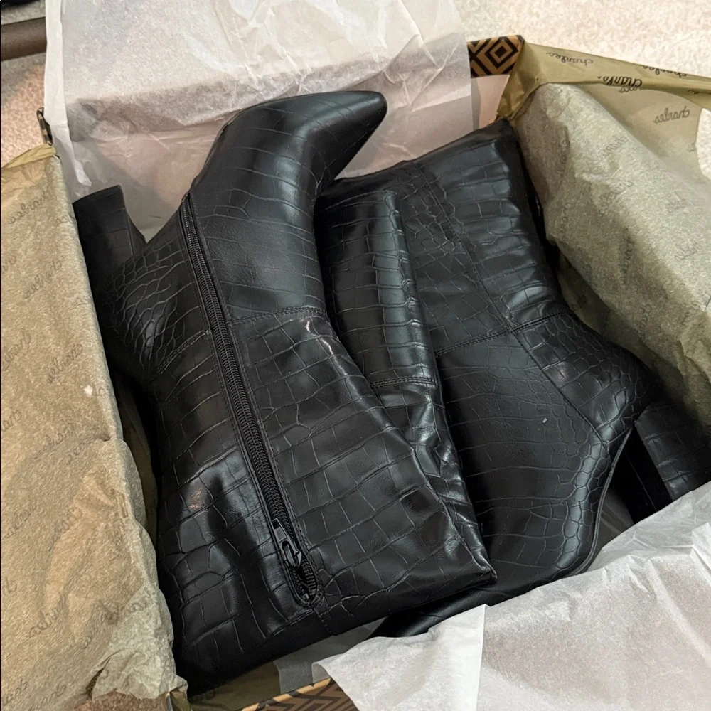 NIB Charles David Black Croco Faux Leather Over Knee Boots Size 8.5